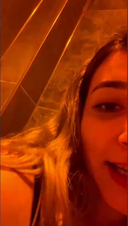 20 'lik Nazlı Sevgilisinin Pantolonunu İndirdiğini Görünce Yine mi Sikiceksin Ya Diyor